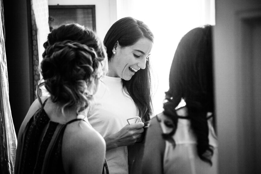 Foto Matrimonio  Cristina e Giacomo<br />Cristina e Giacomo coppia Milanese, si sposa a San fedele, Centro valle Intelvi per poi spostarsi in Villa del Grumello<br />dove, oltre alle foto personali proseguono all’interno della stessa ricevimento e festeggiamenti.<br />Fotografo Matrimonio: SUSANNA SPINA